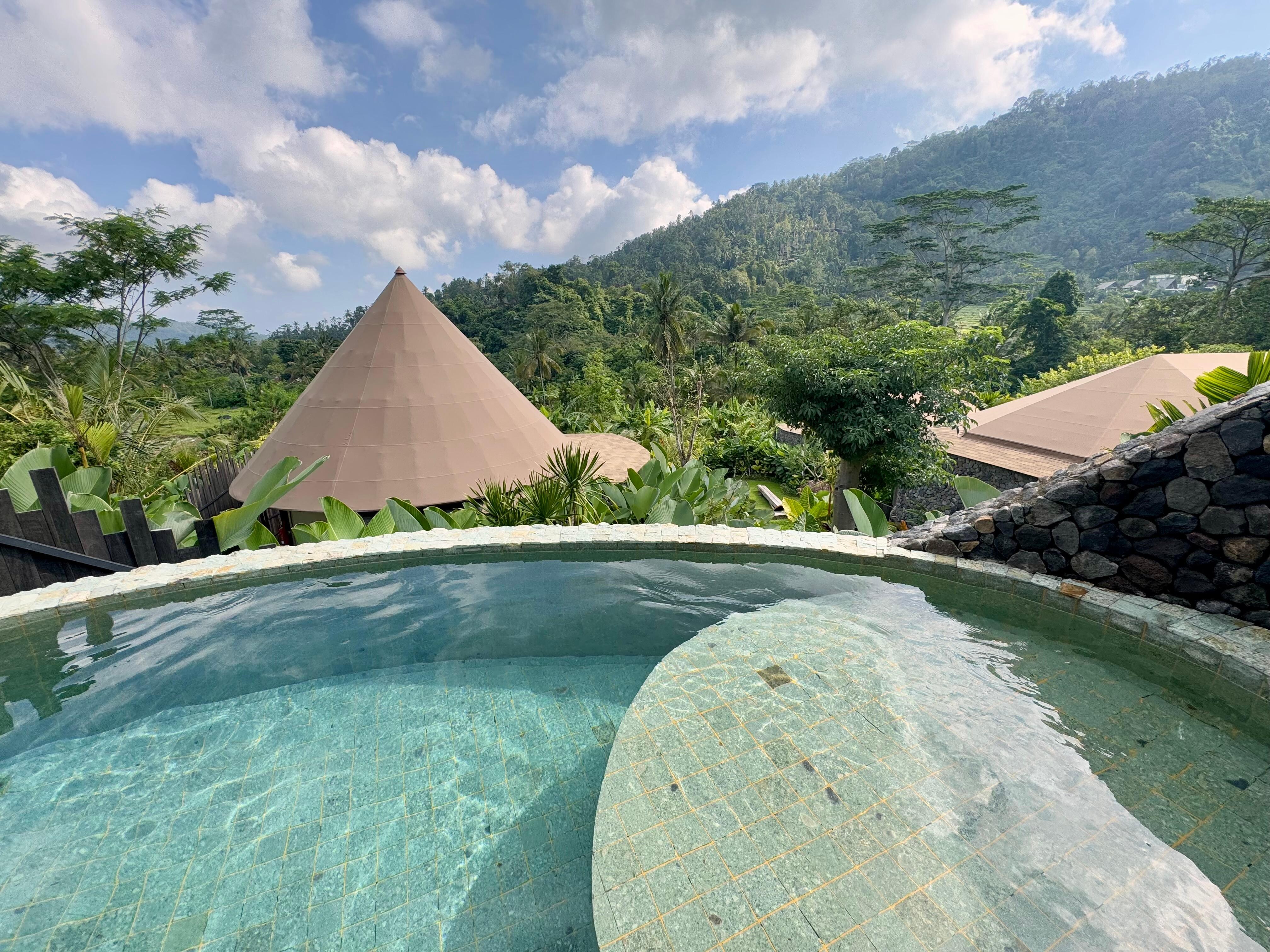 Unser Pool im Zimmer