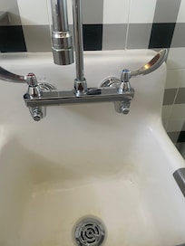 Leaking sink