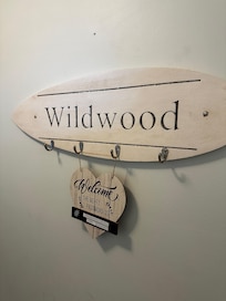 Such a hospitable entry. They have a lot of special touches woven throughout the residence.