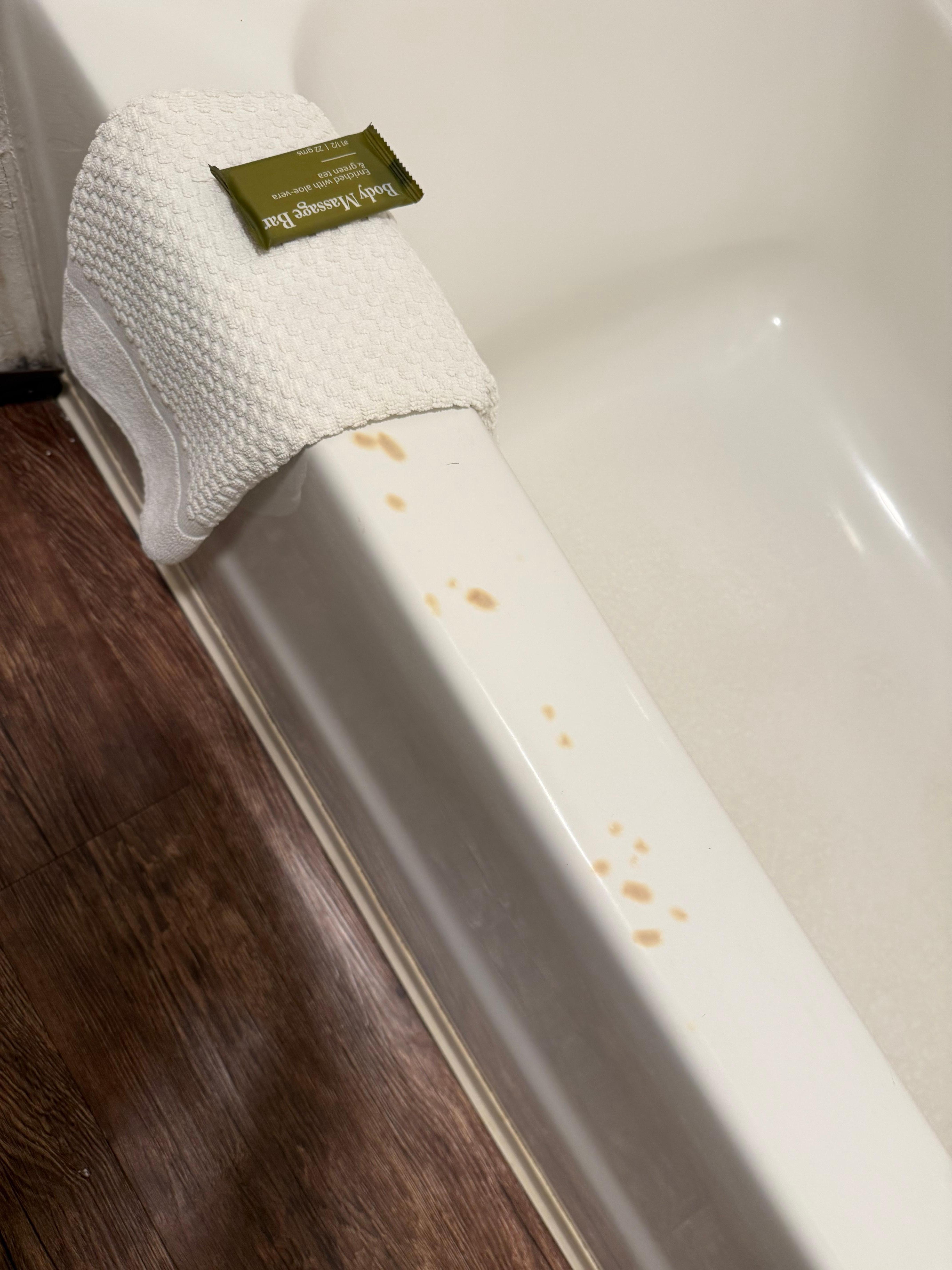 Burn marks on tub