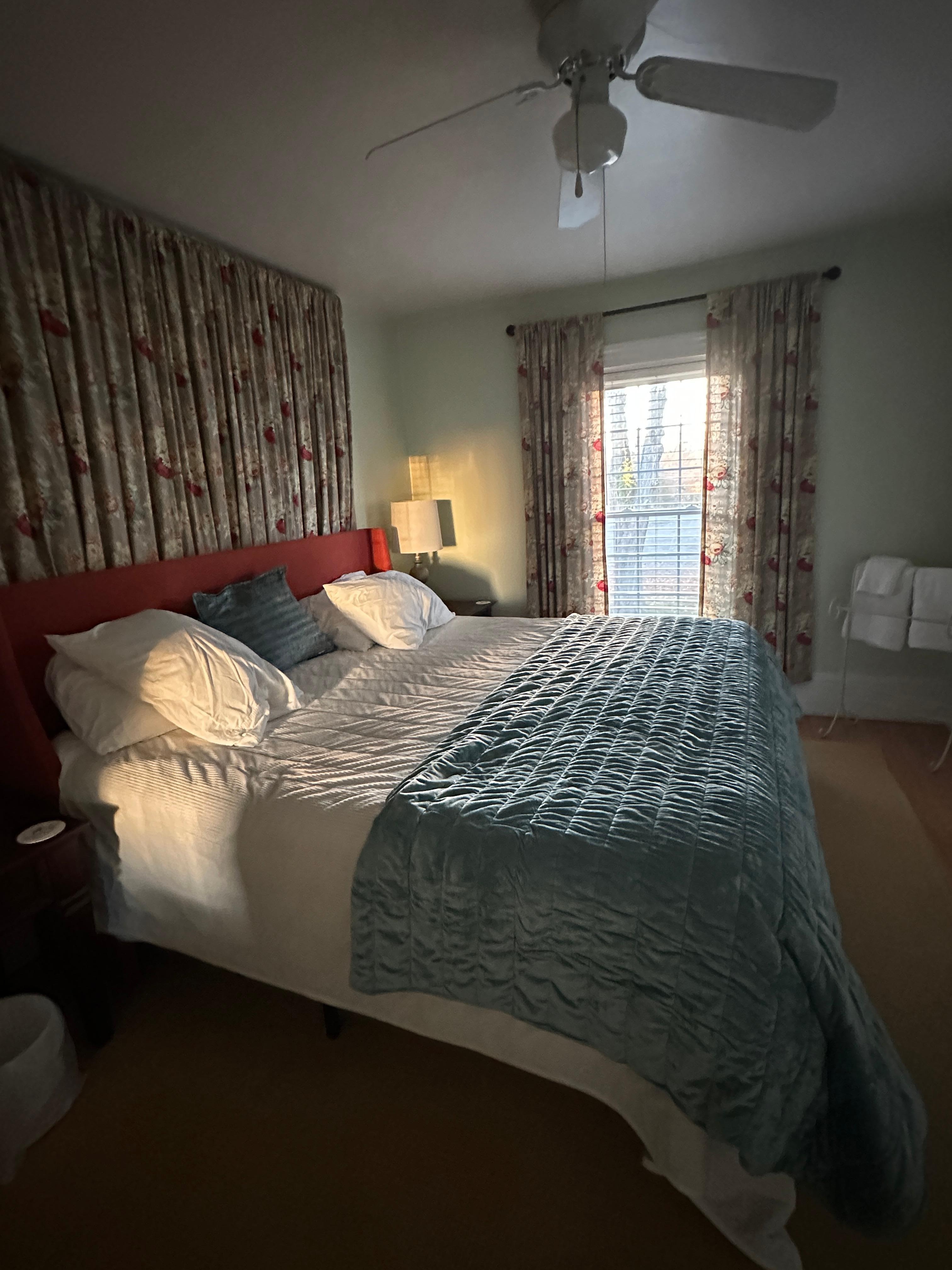 Just one of the 3 bedrooms. This is the middle one we slept in. Amazing! 