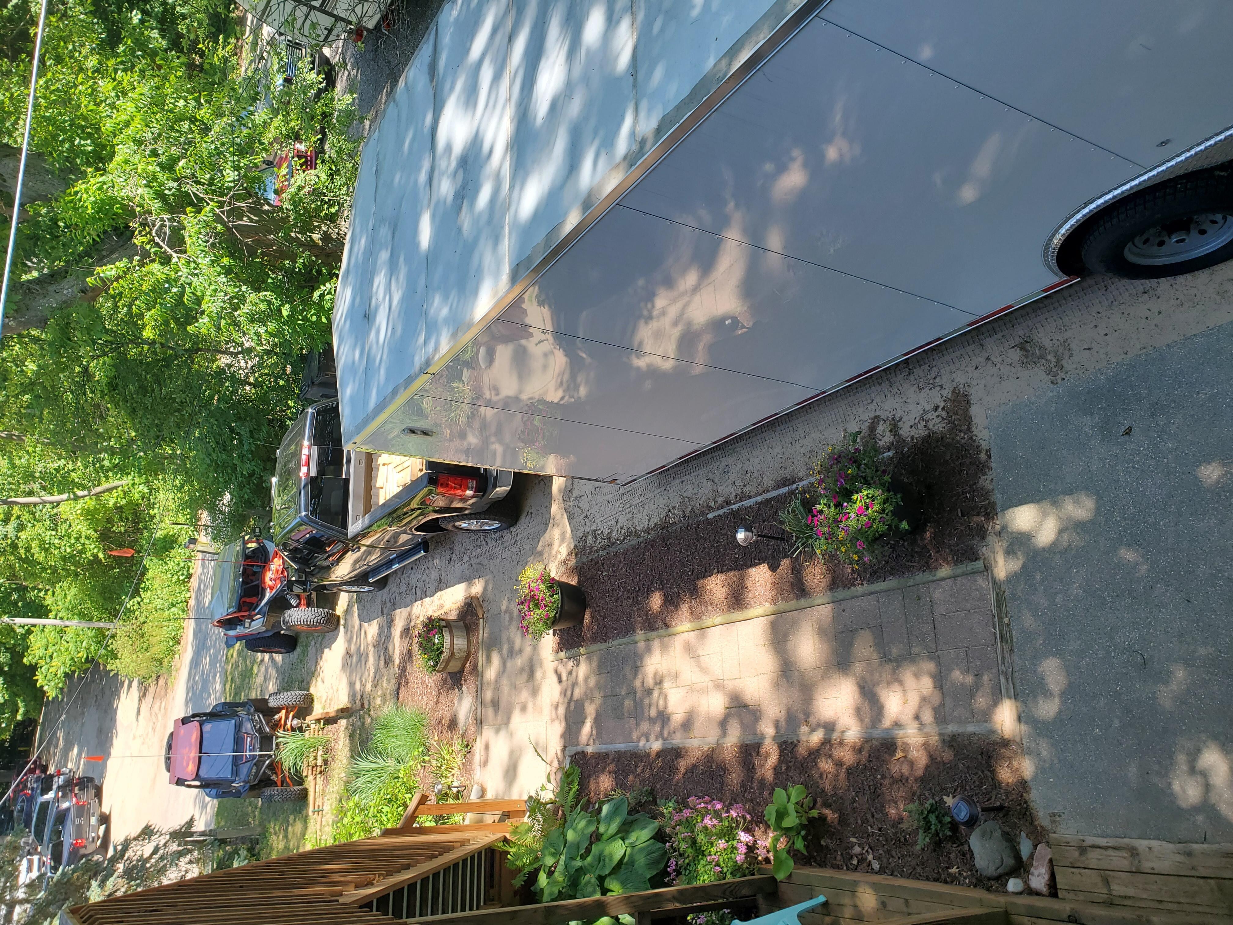 Plenty of driveway parking!
