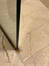 Mur de douche degueulasse