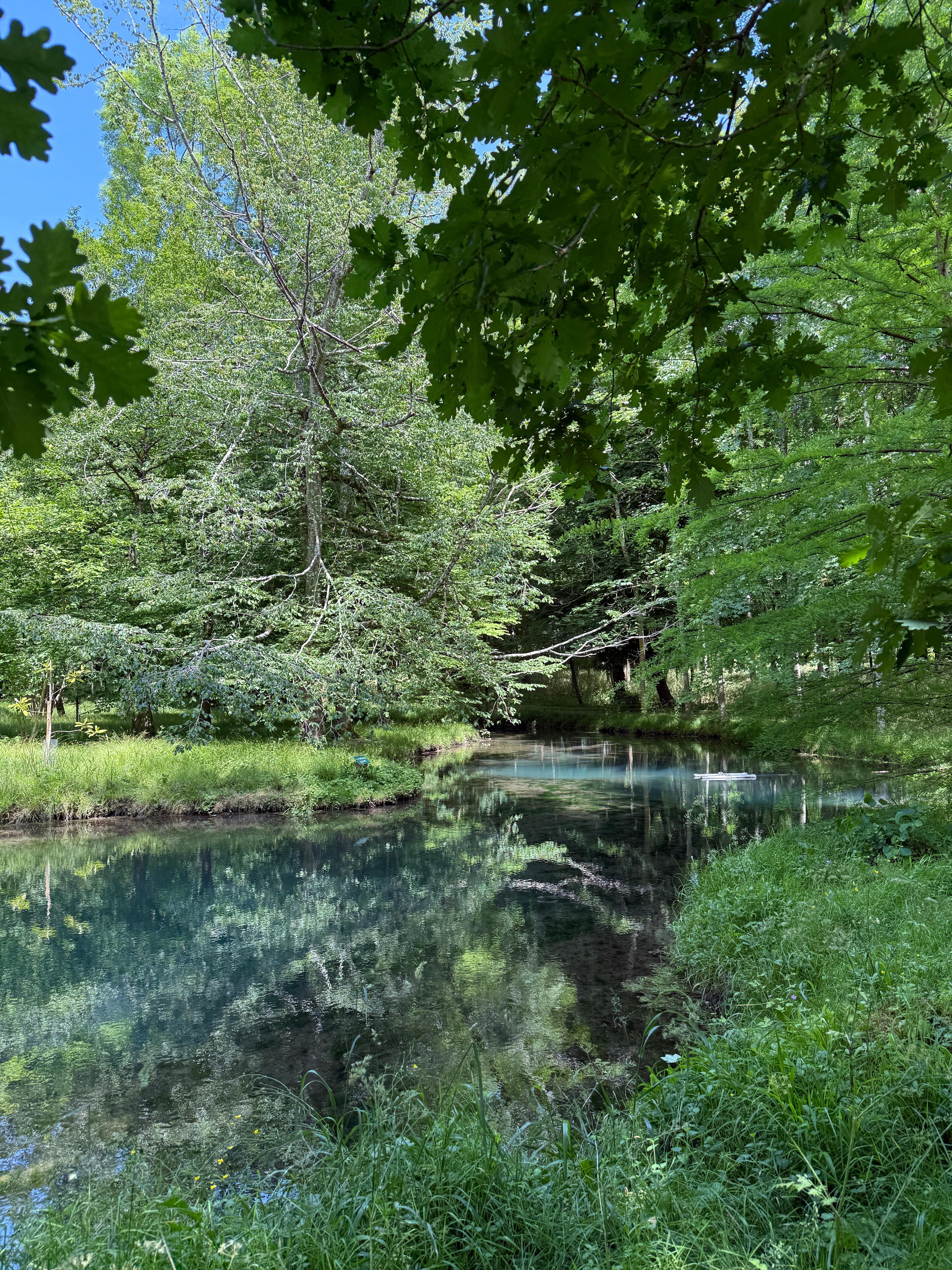 Les Fontaines Bleues du château de Beaulon