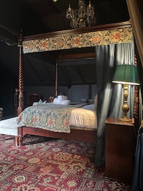 Room 10