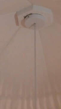 Mold in primary bedroom around the light fixture on the ceiling. Cleaning person was made aware and said she'd tell her boss.