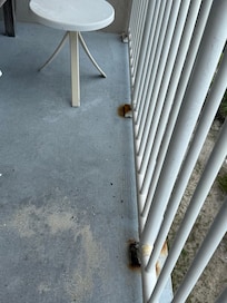 Other view of rusted rail base. Don’t lean.