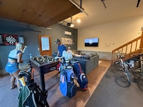 “Garage”