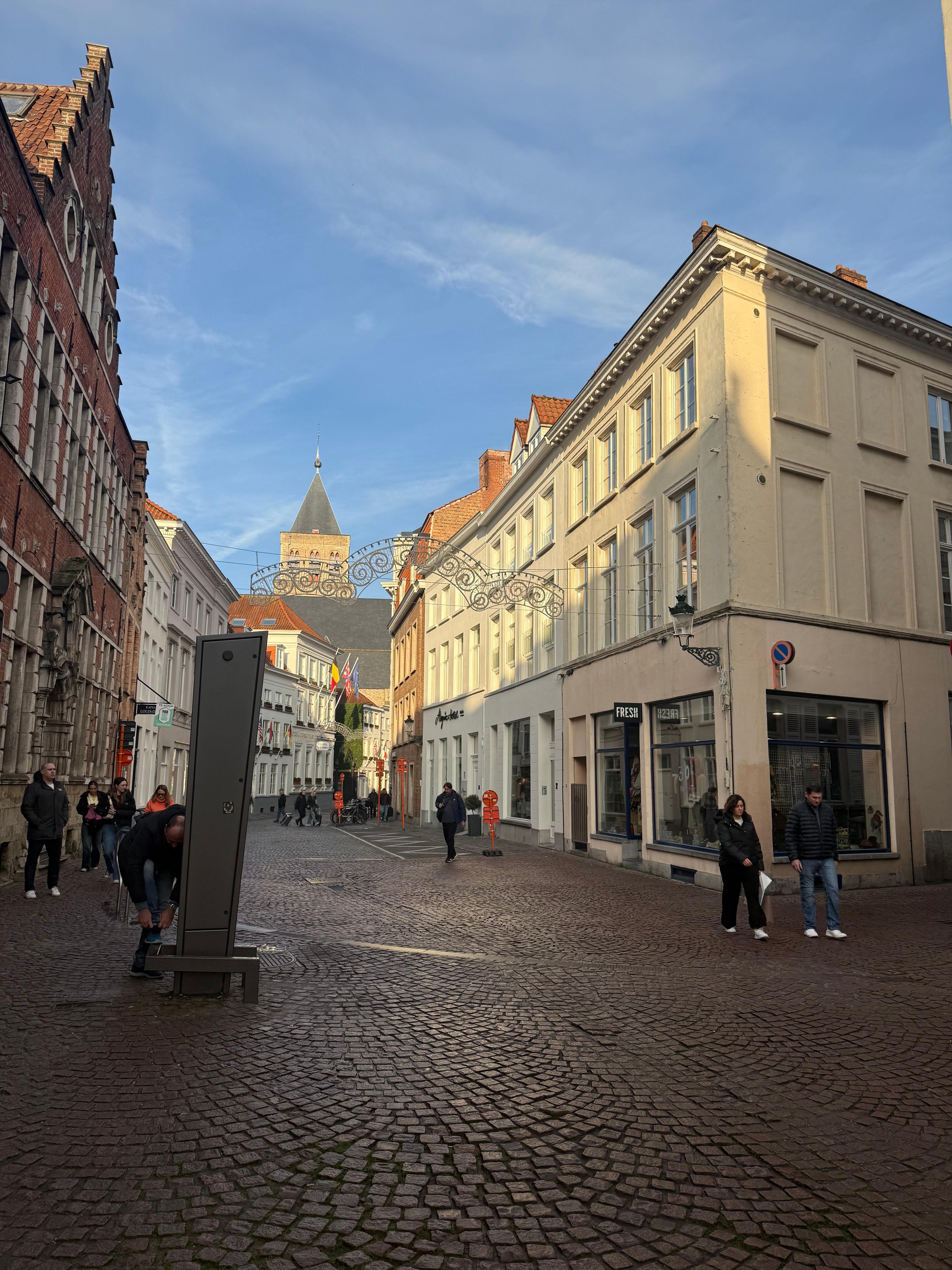 Looking toward front of the Hotel from the Centrum Shuttle bus stop