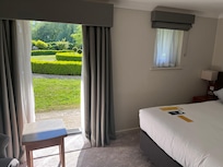 Brook 20. Room with a terrace and garden view