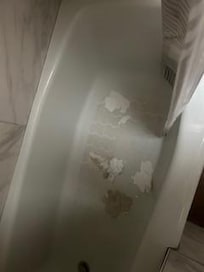 Plaster in the bathtub