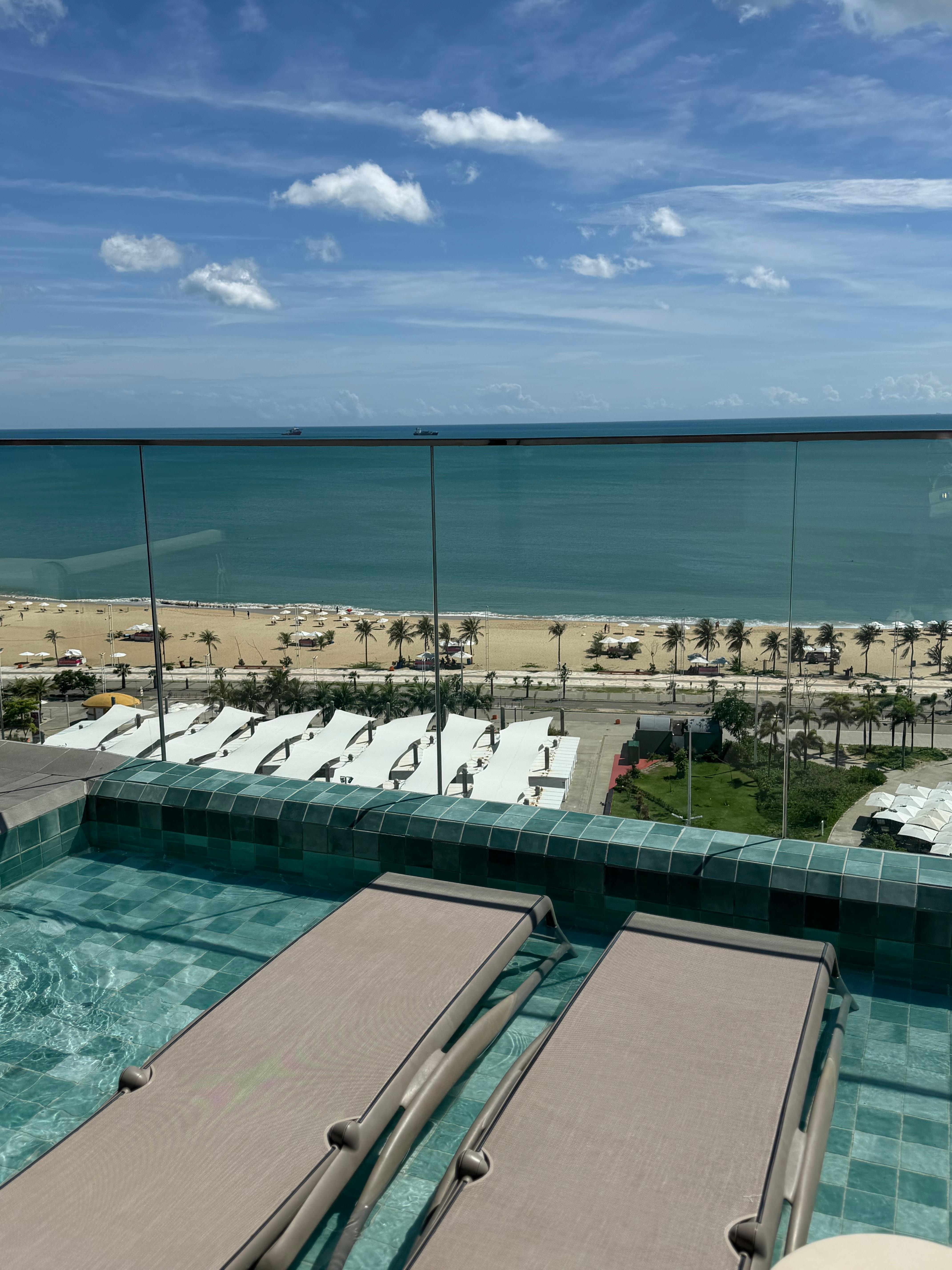 Vista do último andar onde tem a piscina 
