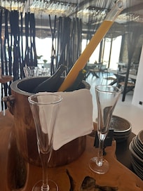 Champagne breakfast