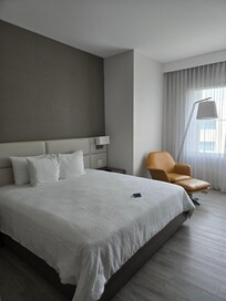 King-size bed