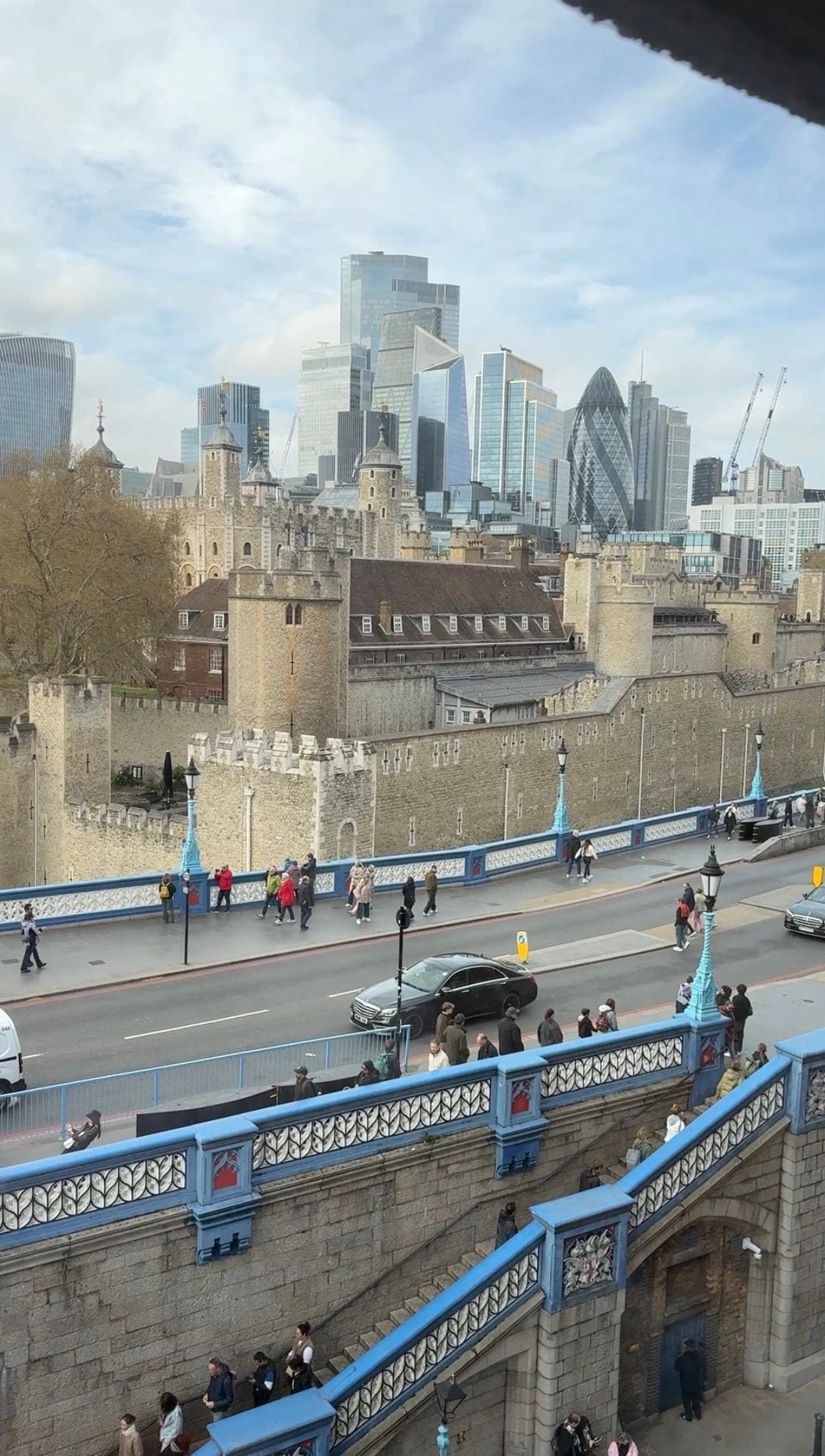 Blick vom Zimmer auf die Stadt