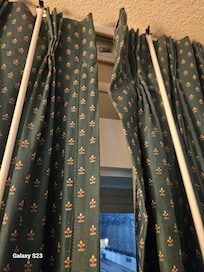 Curtain missing hooks