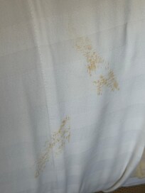 Bed sheet was dirty