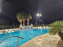 Loved the pool and hot tub!