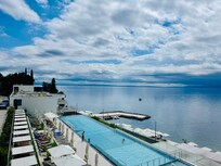 Nice outdoor pool