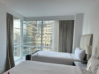 Corner room with city view including a nice surprising touch of origami cranes welcoming us.