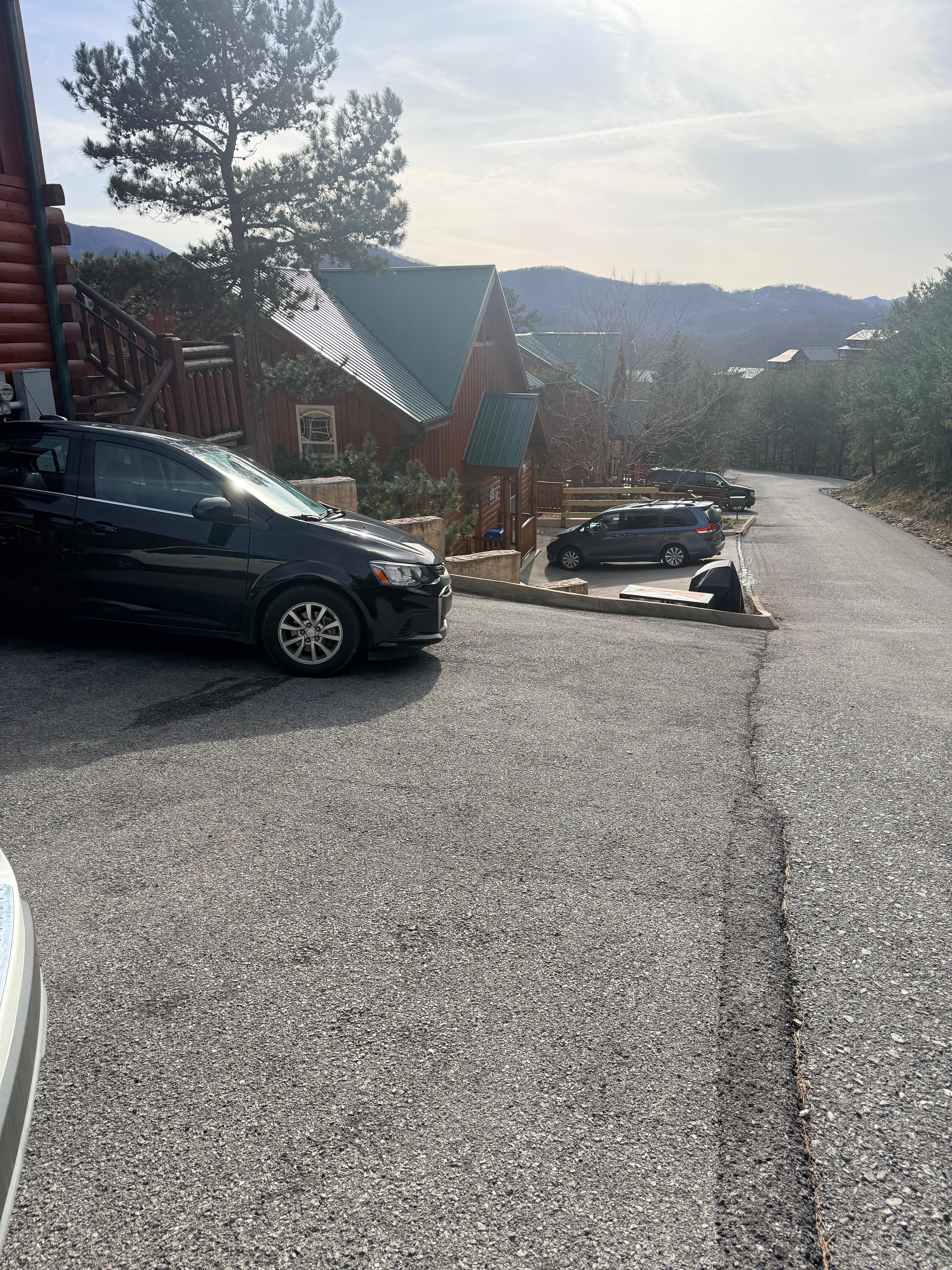 Cabins are close to each other 