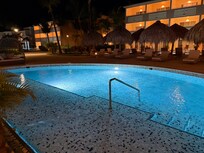 Swim out pool. Block 53