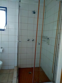 DUCHA "A CUCHARADAS"