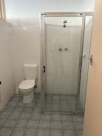 Shower & toilet
