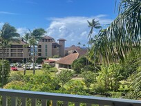 View from balcony - Surf's Up Suite @ Kiahuna