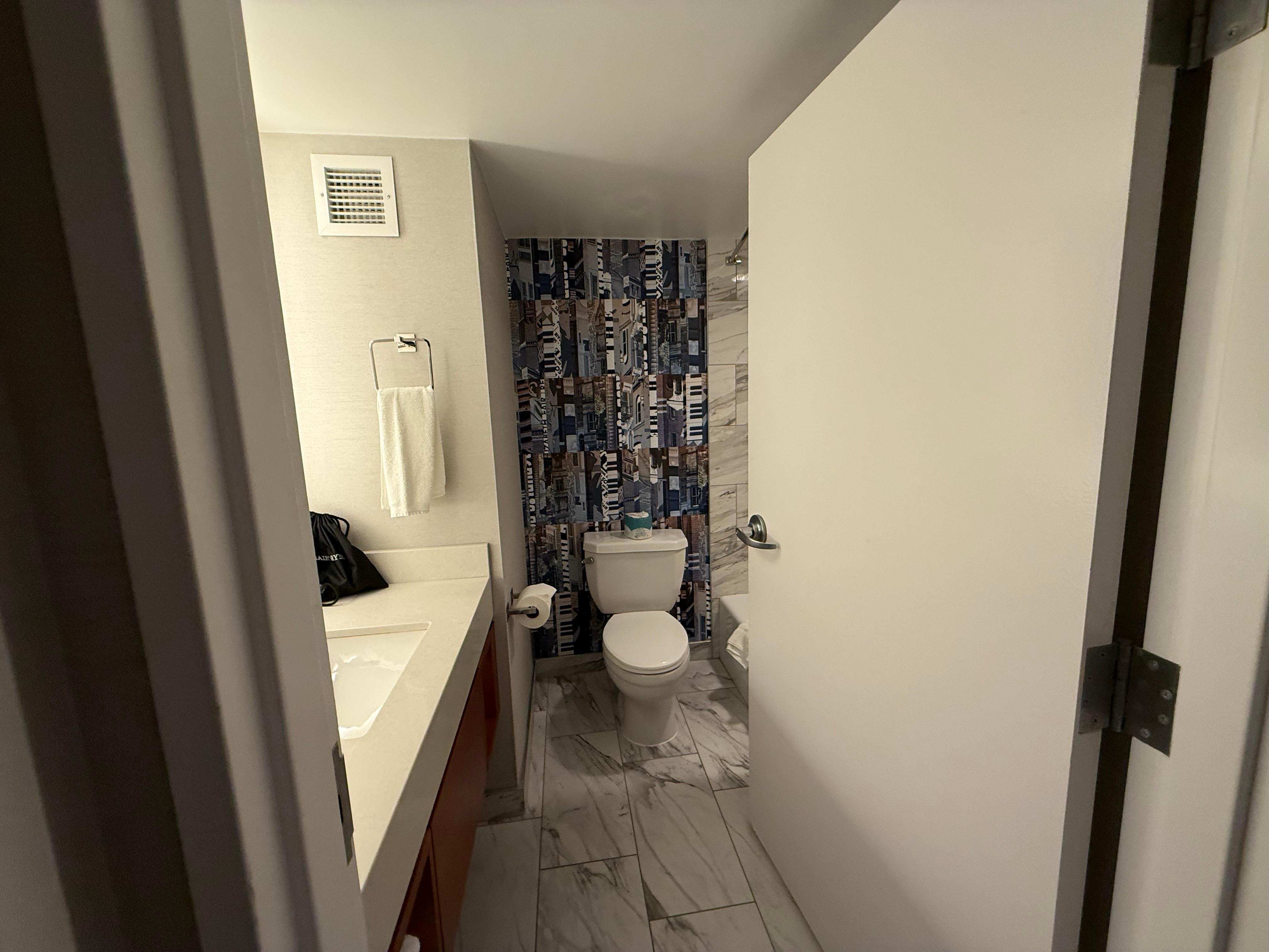 Barhroom