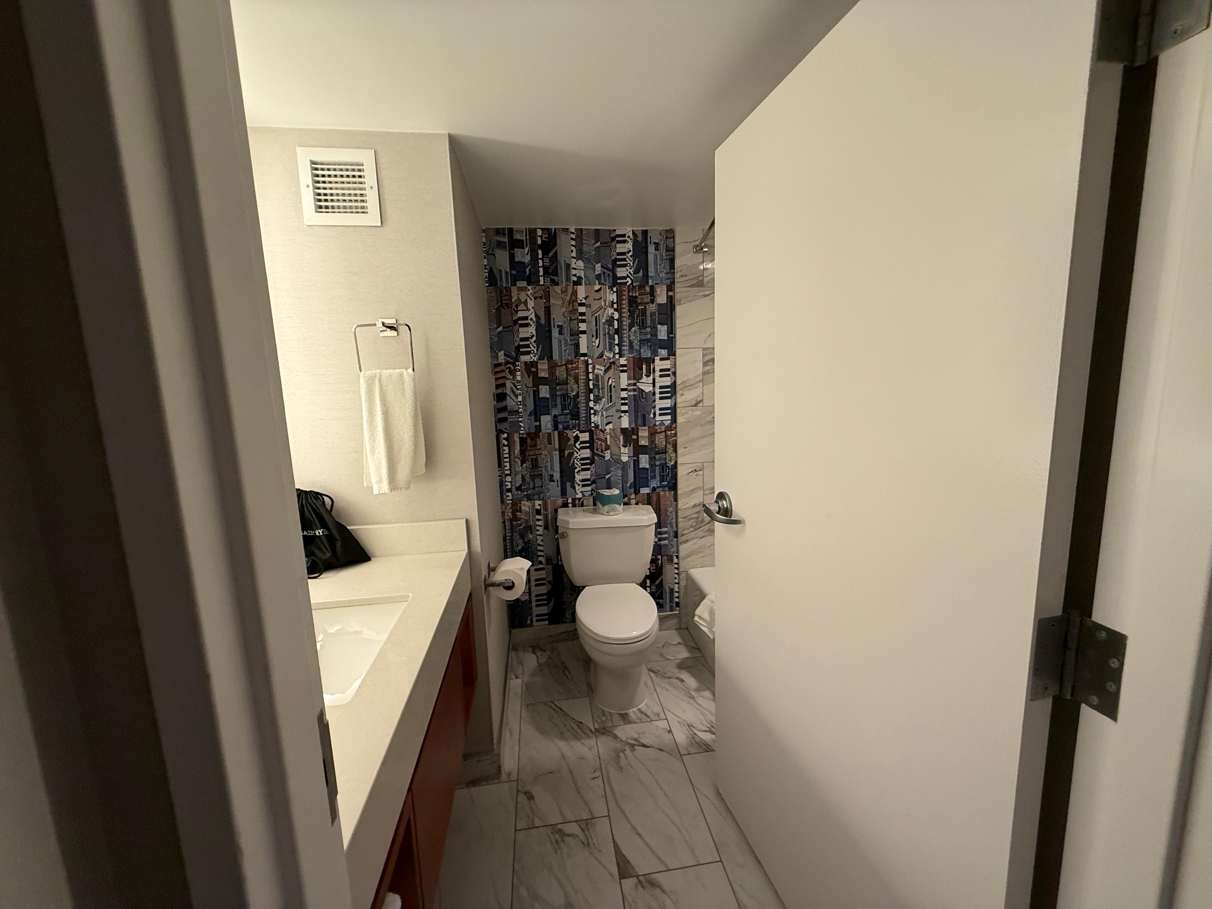 Barhroom