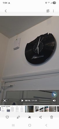 Broken clock that doesn't work. Not sure why this is up there.