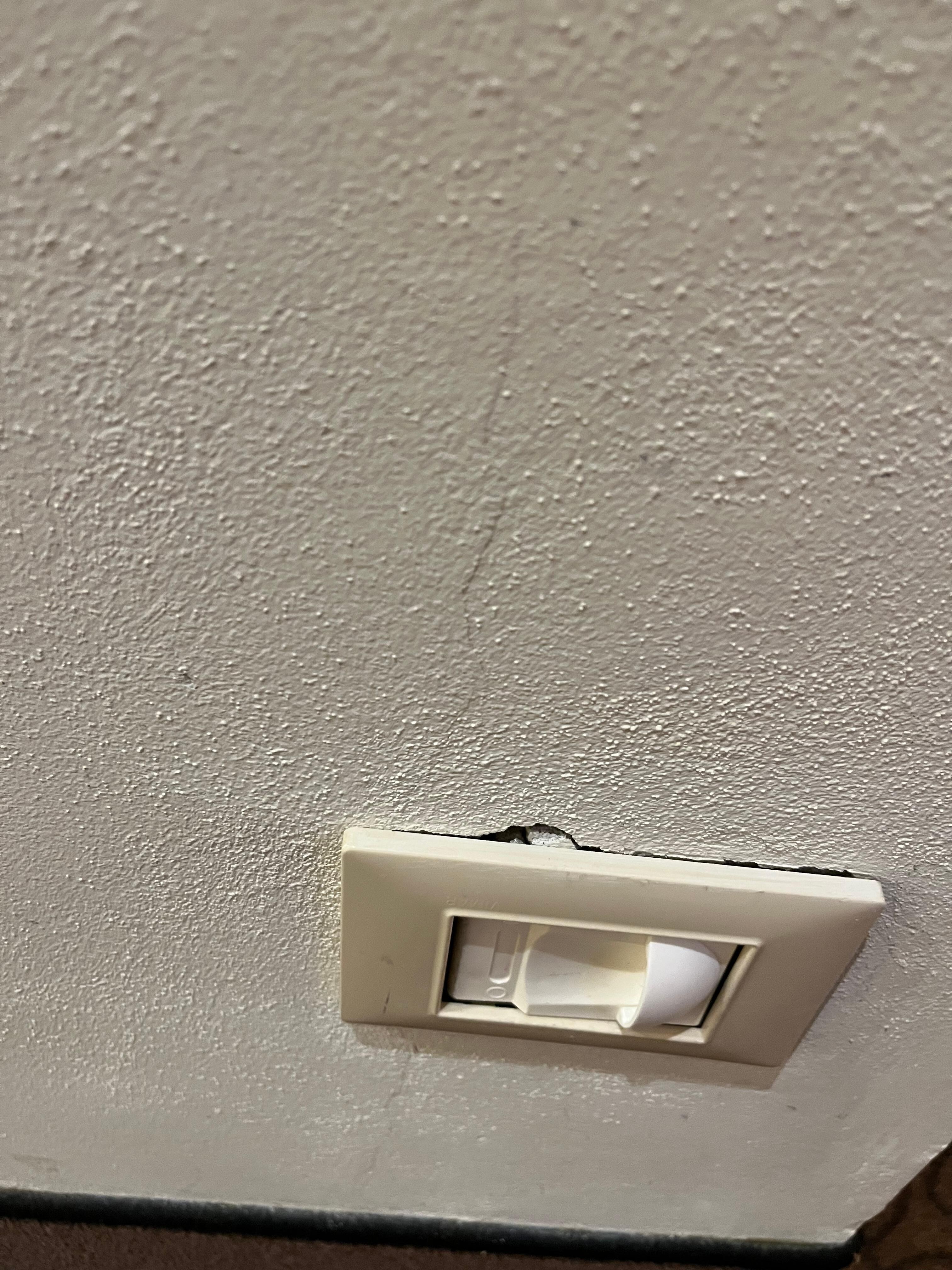 Damaged socket