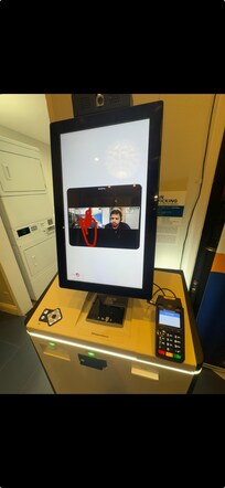 This is why you should leave right away why in the F am i talking to somebody thats in a whole other country that’s not at the actual front desk of the hotel?