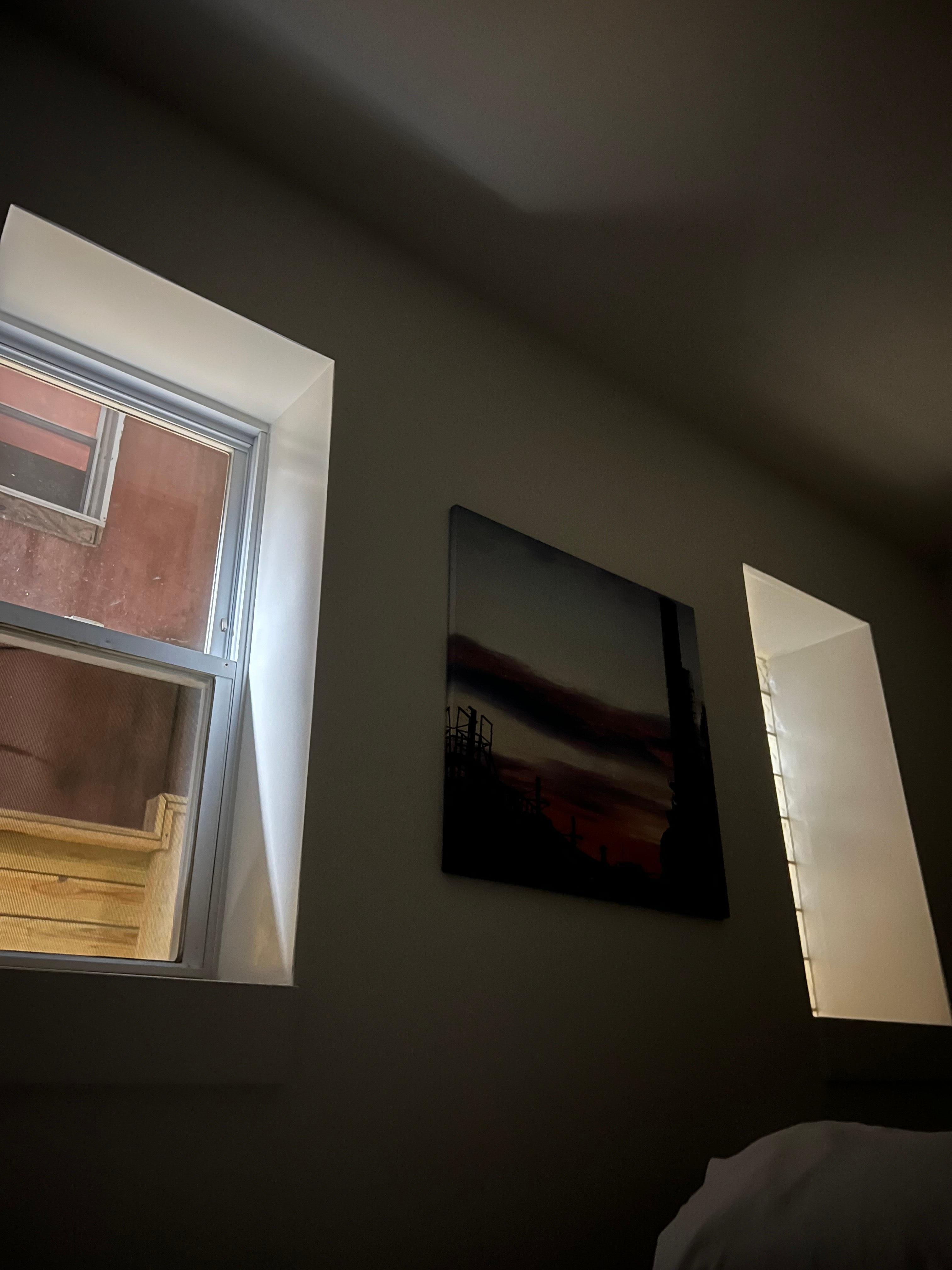 no blinds in bedroom