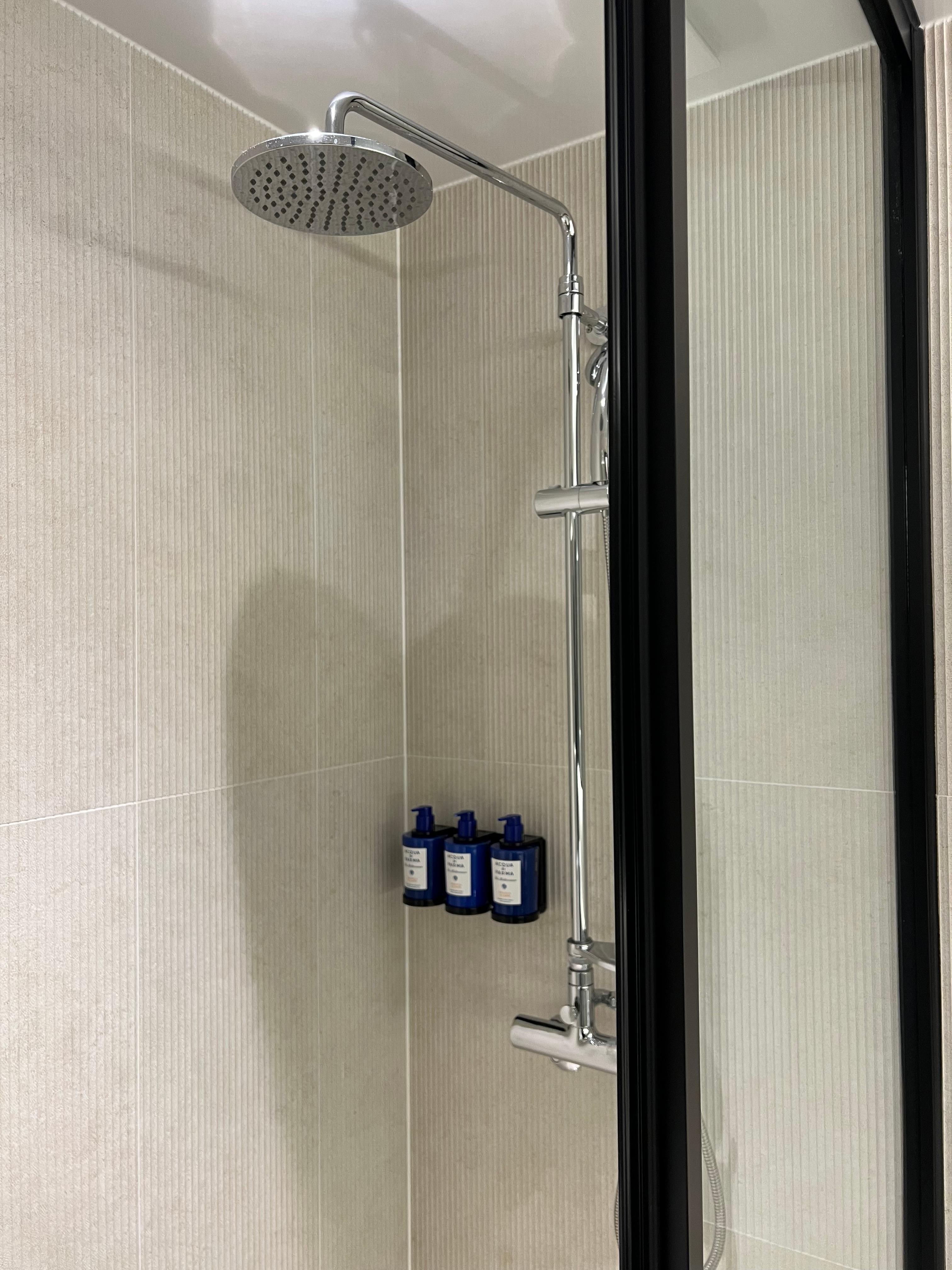 Bathroom - Toilet & Sink