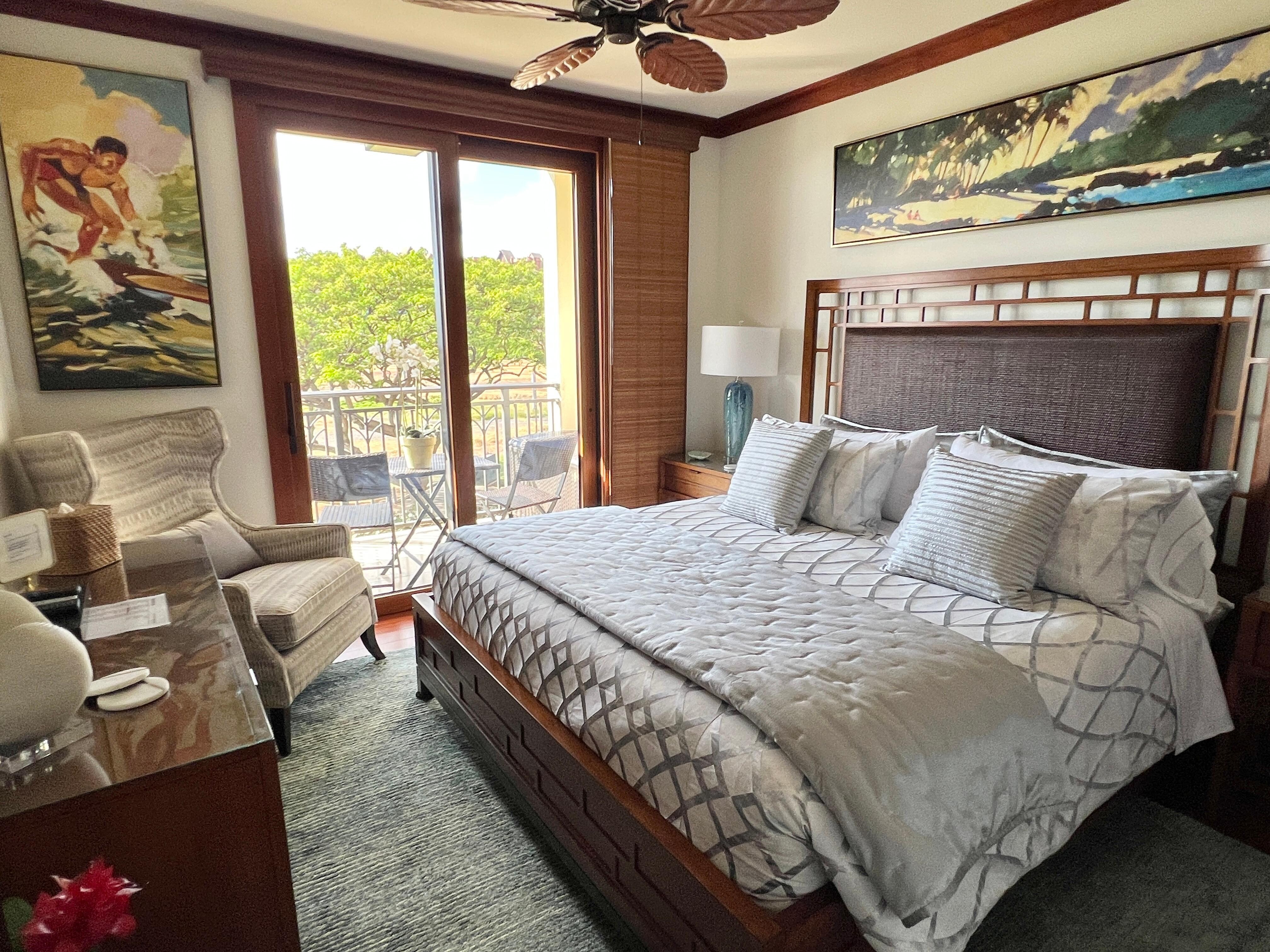 Master bedroom. Furnishings & bedding were amazing.