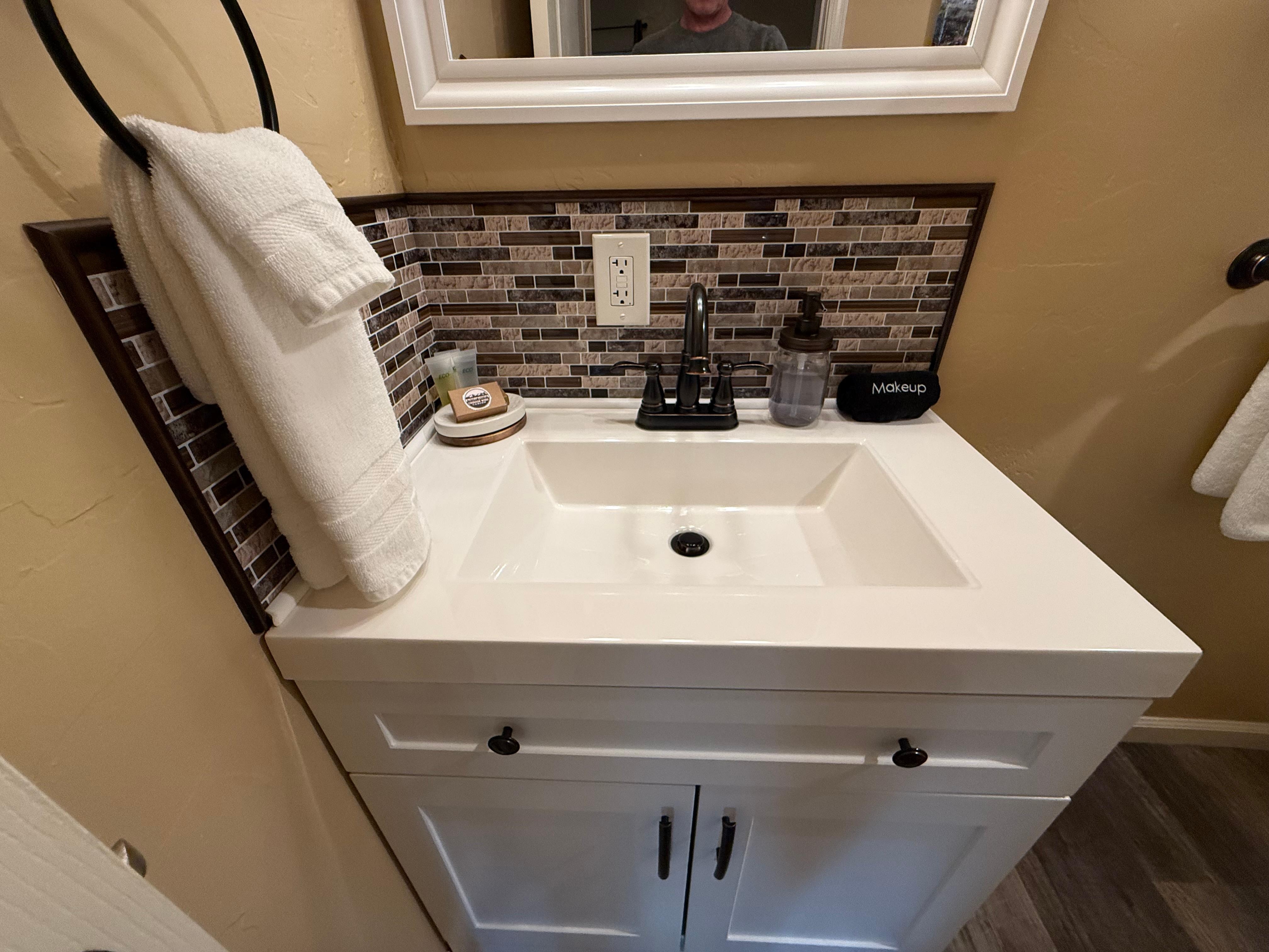 What hotel ever has a black make up rag… genius!!!