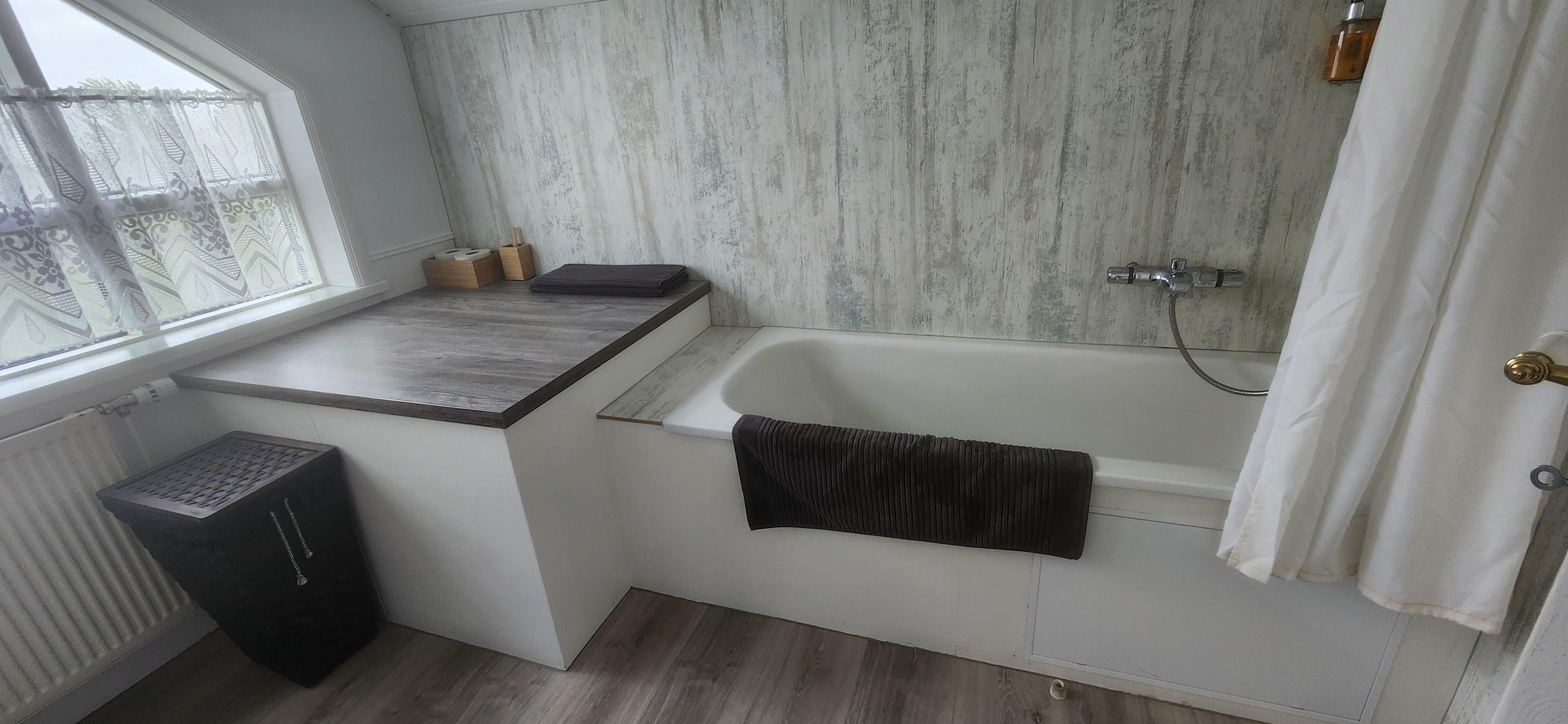 Loved having a bathtub!