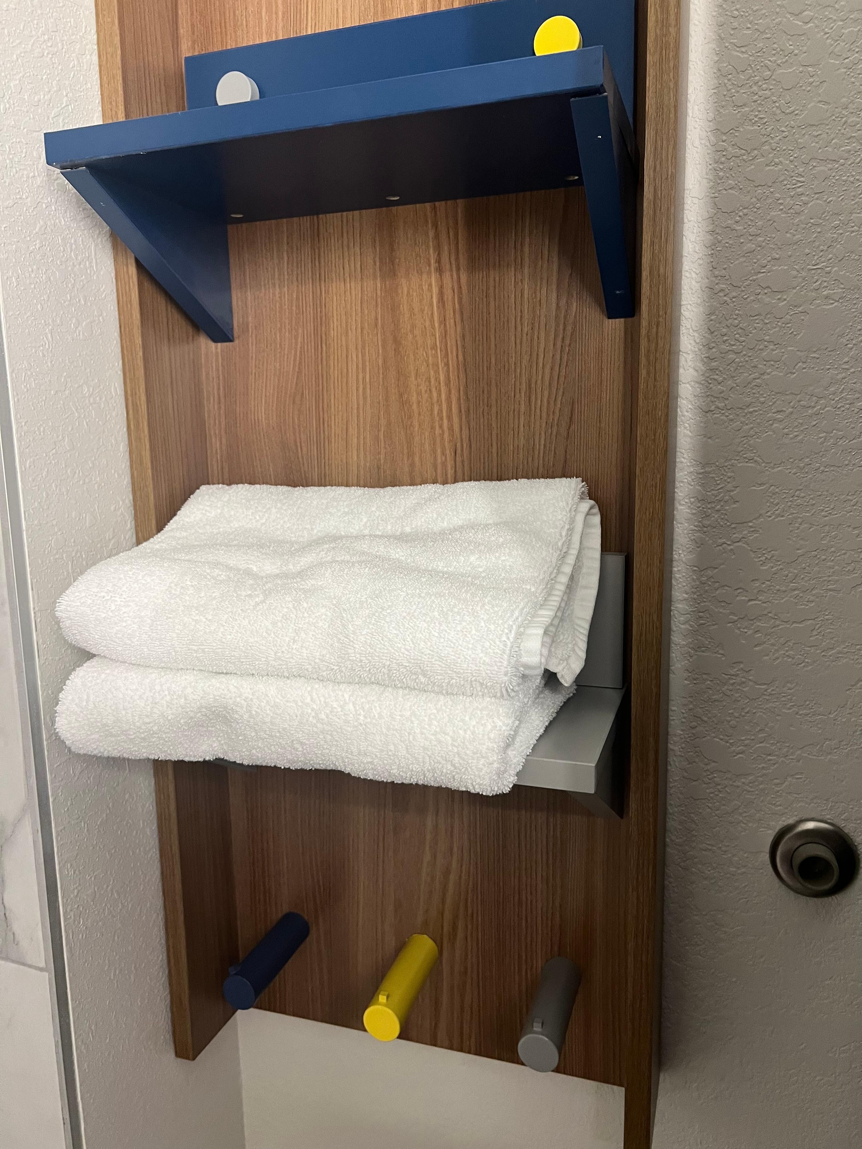 Only two large towels (not three like ai thought)
