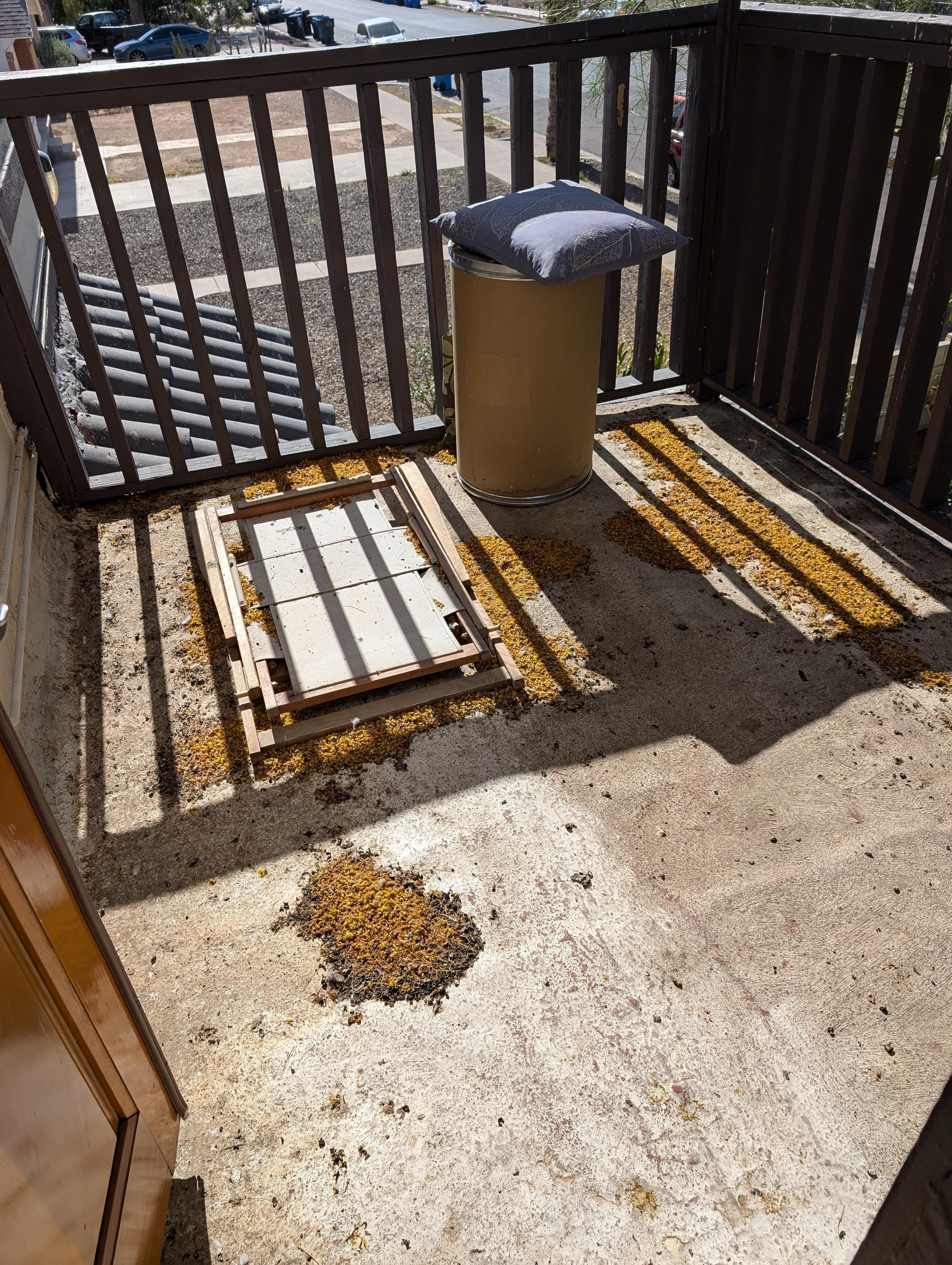 balcony
