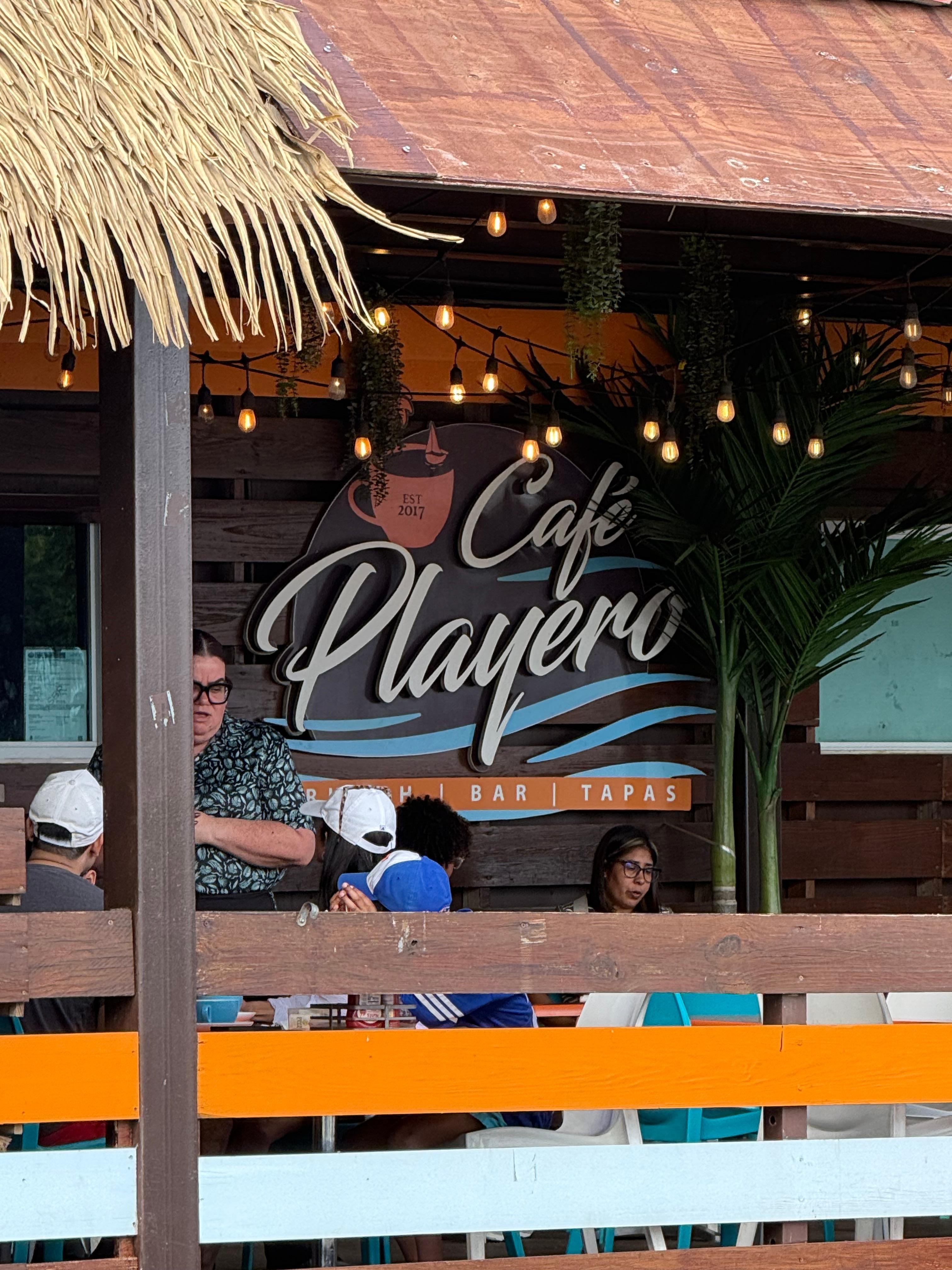 Great breakfast and drinks at Cafe Playero!