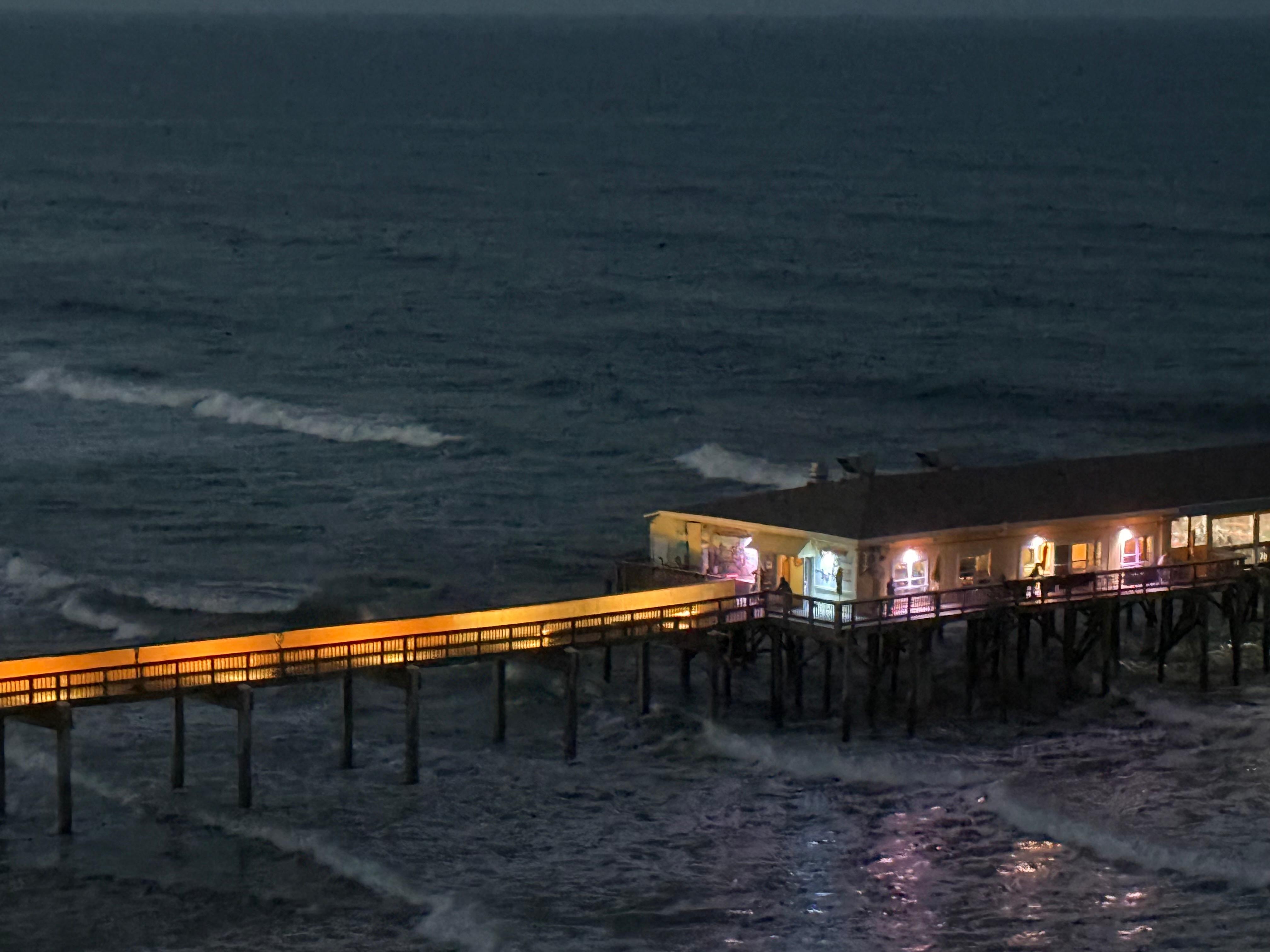 The pier at noght