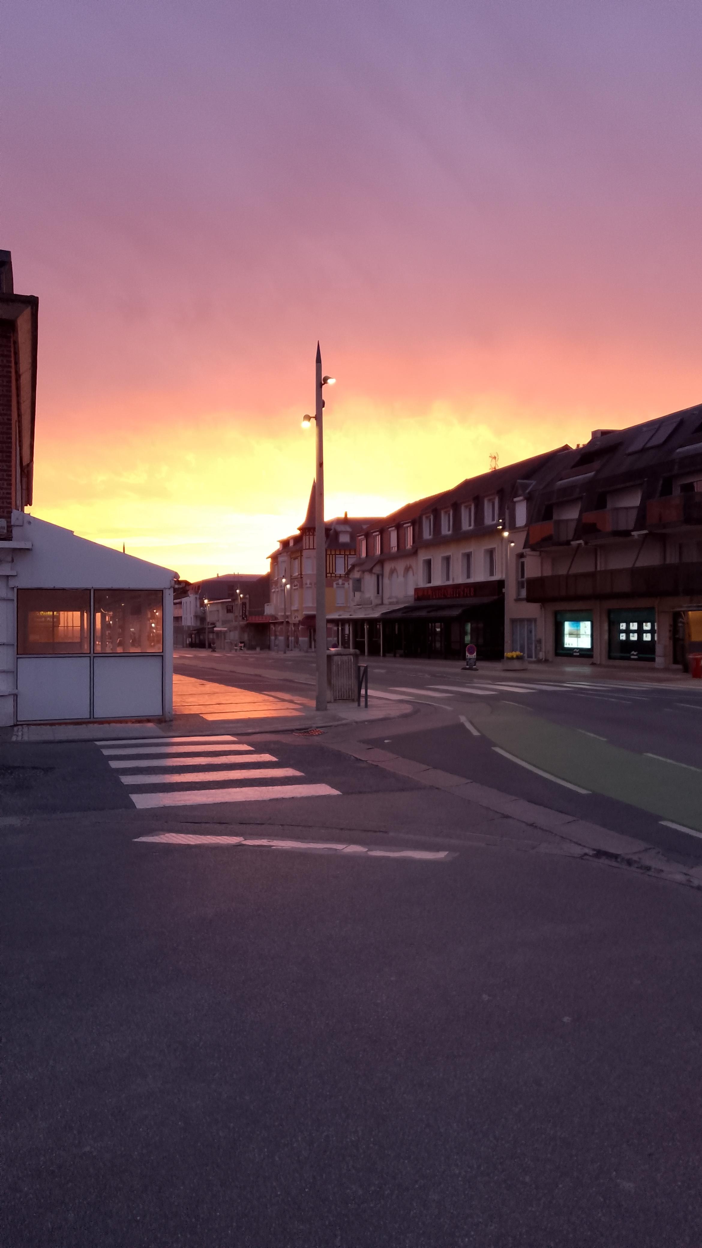 Merveilleux endroit pour les couchés de soleil 