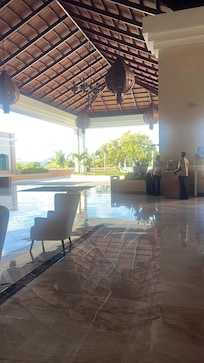 Beautiful lobby