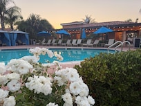 The pool was pool was very clean and the food was good. We had the Italian sandwich.