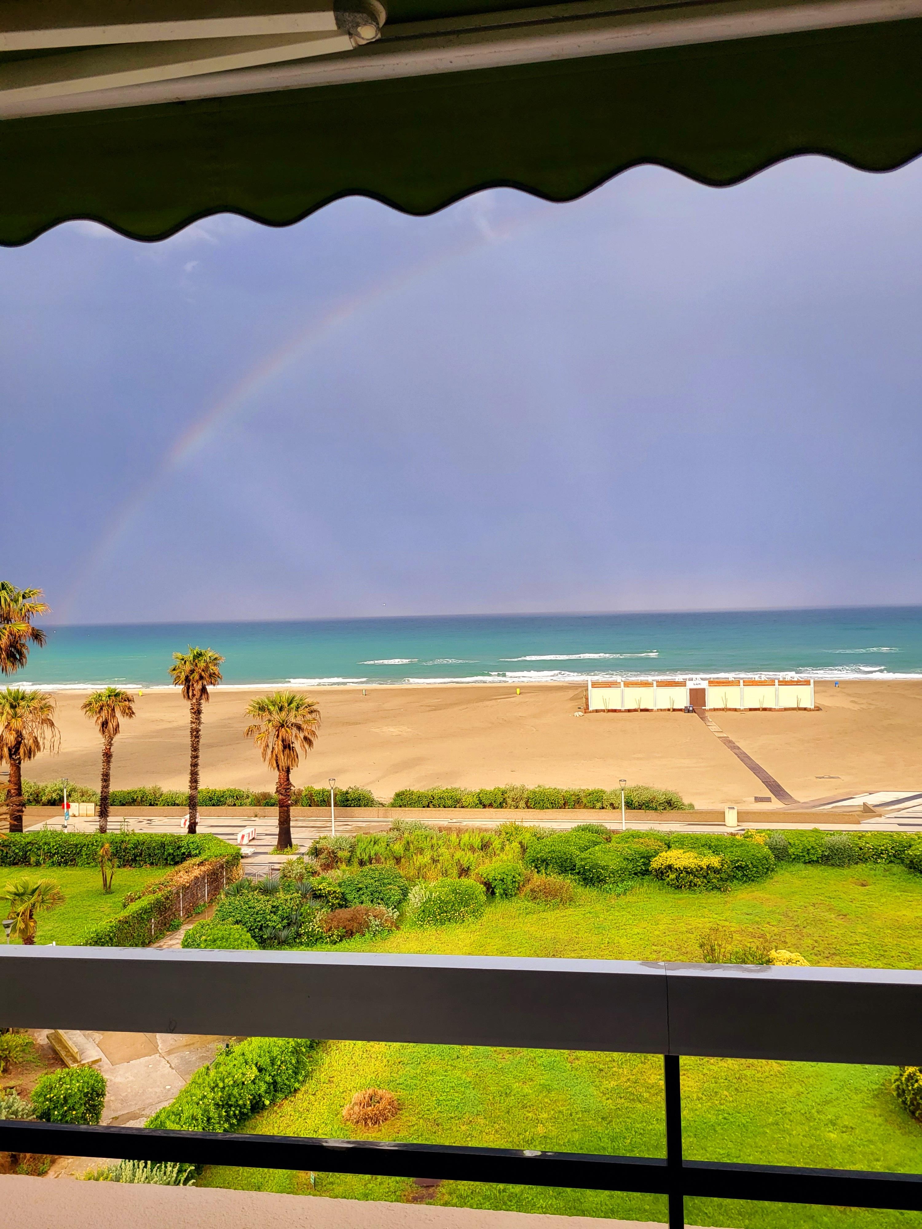 Arc en ciel le matin vue de la terrasse