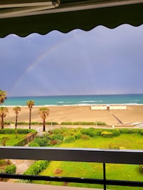 Arc en ciel le matin vue de la terrasse