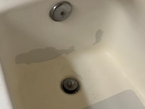Tub has seen it's better days.