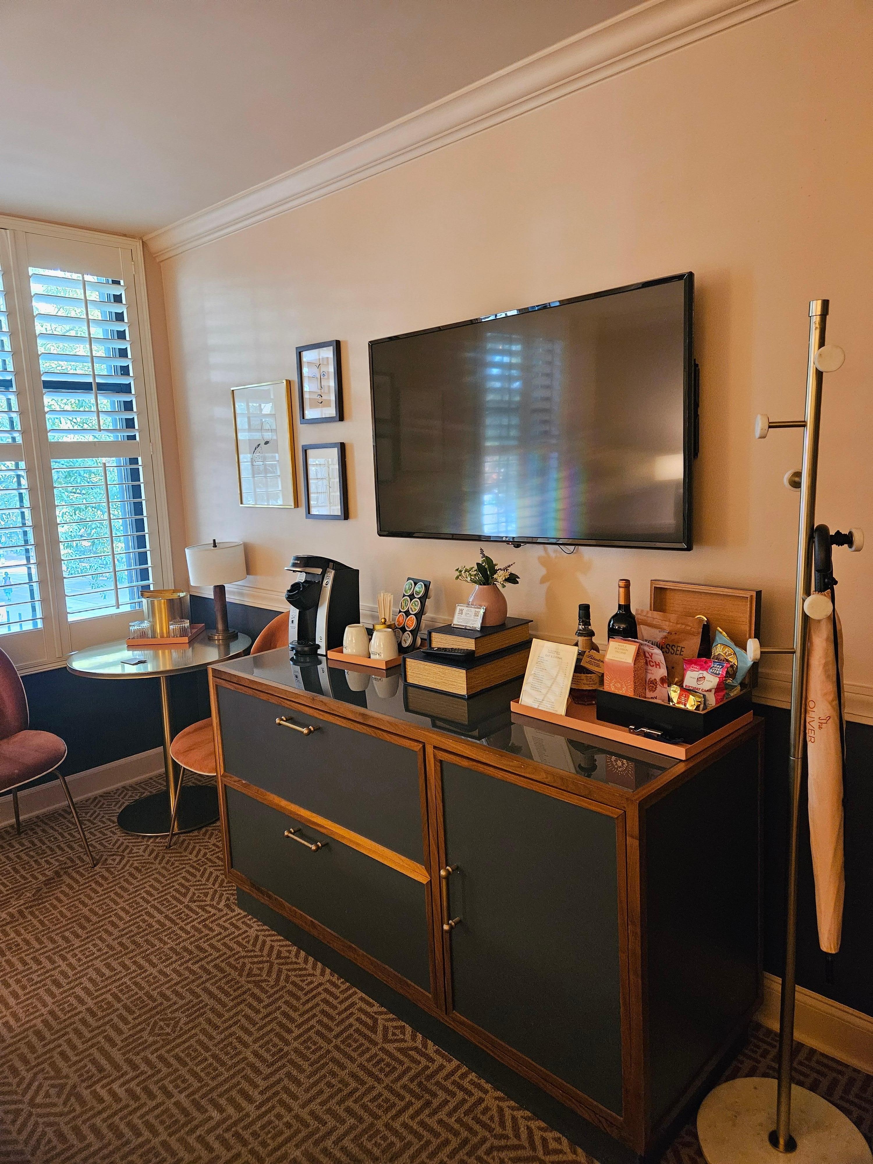 Mini bar with refreshments.